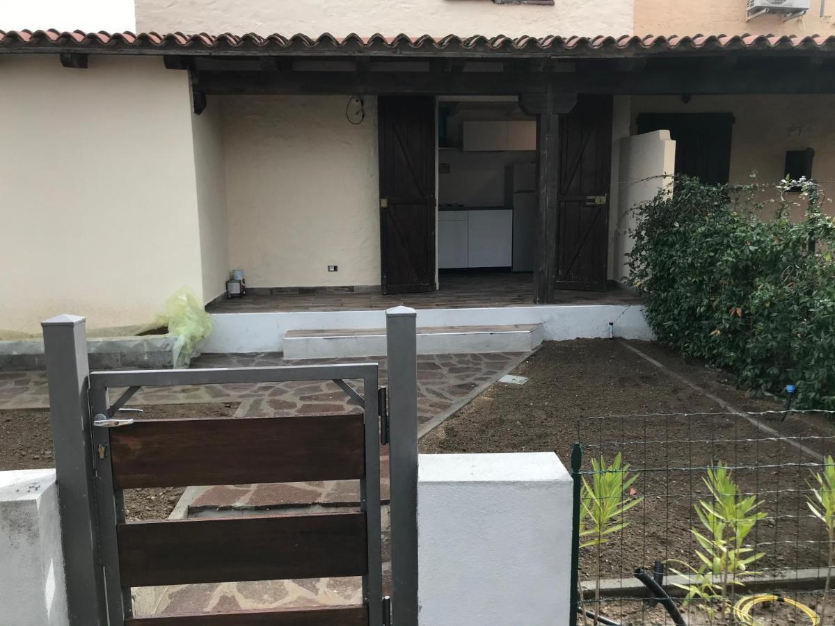 Villetta San Teodoro Iun Q7135 Exteriér fotografie